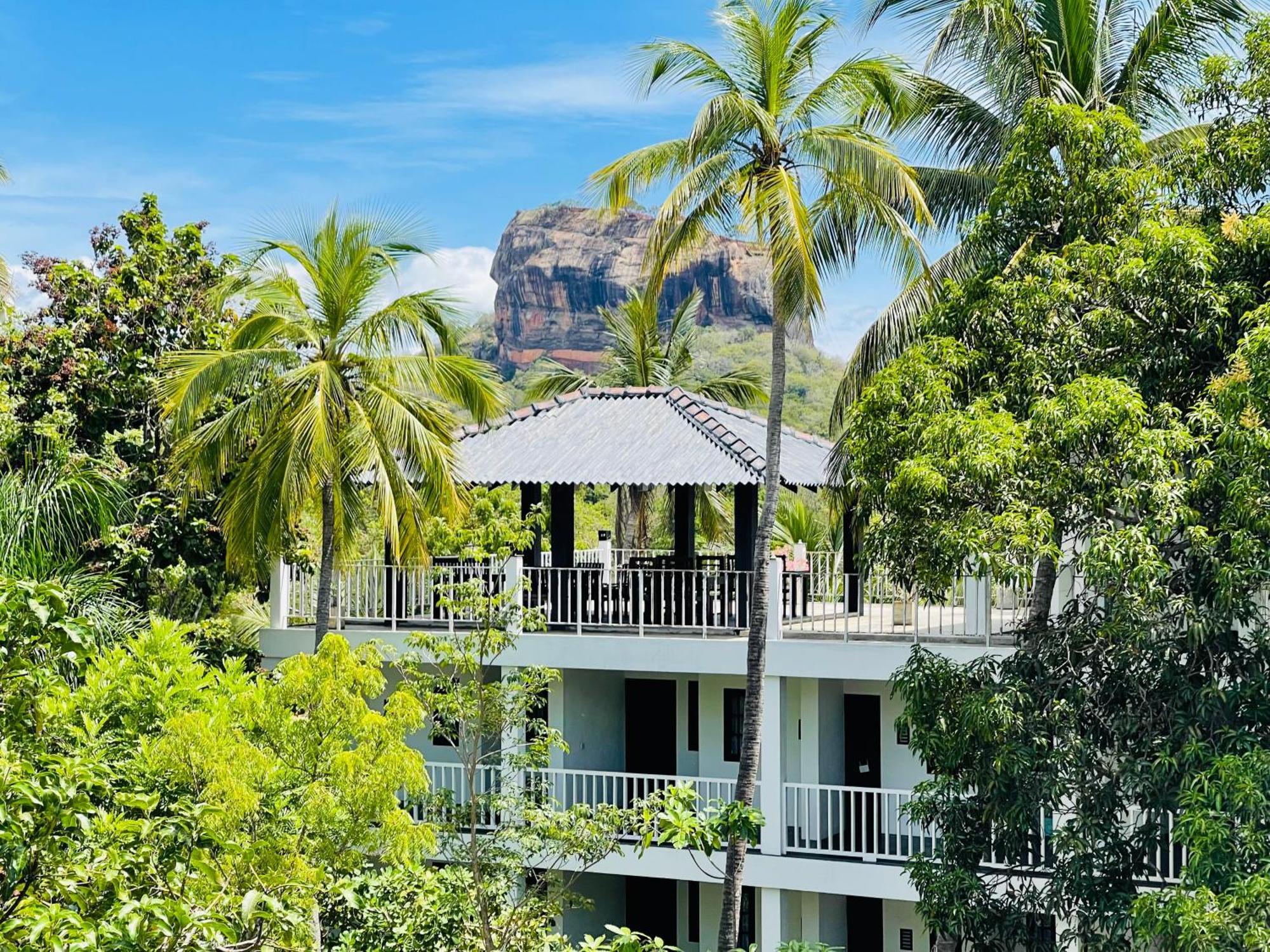 Lakmini Lodge Sigiriya Dış mekan fotoğraf