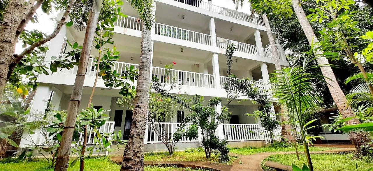 Lakmini Lodge Sigiriya Dış mekan fotoğraf